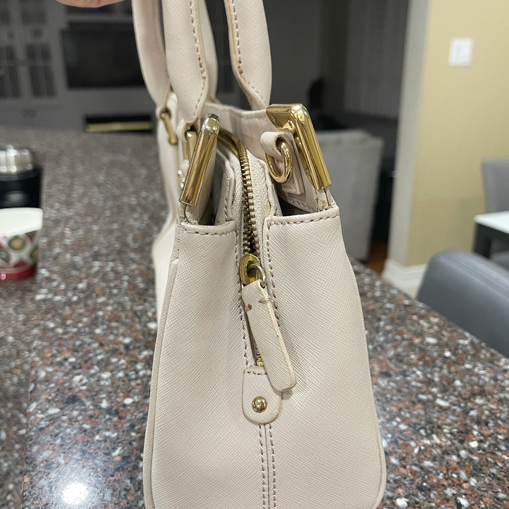 Handbag - Picture 2 of 2
